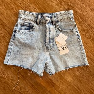 HIGH RISE ZARA SHORTS